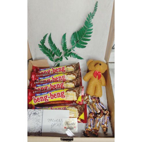 

HAMPERS BENG - BENG + BONEKA TEDDY BEAR / GIFT BOX