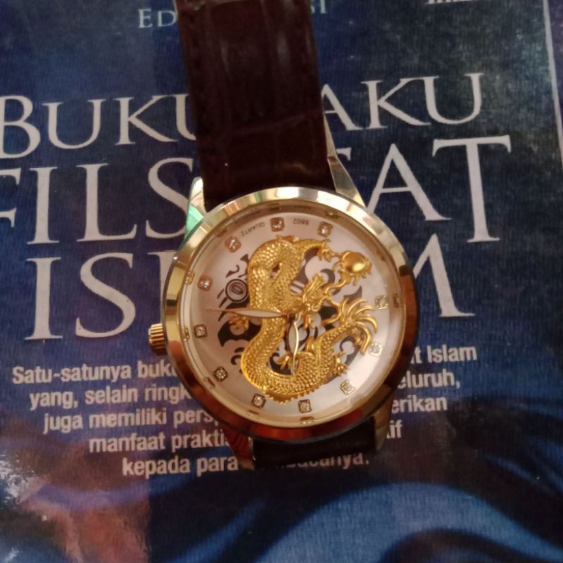 jam tangan naga