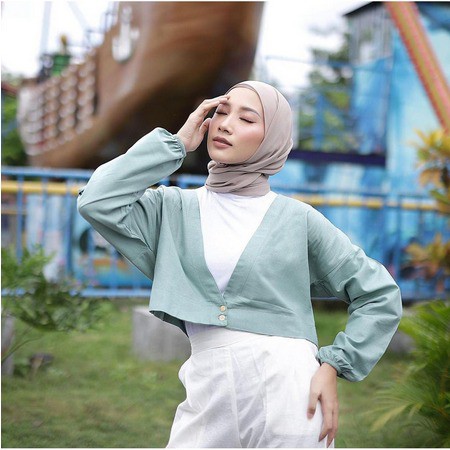 AFI - EC - Cardi / Cardigan Crop Catty-3
