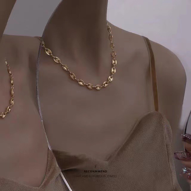 Kalung Rantai Klavikula Model Lipat Desain Karakter Jepang