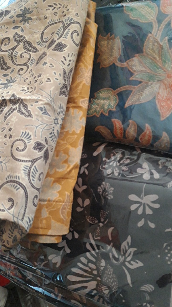 Kemeja Batik Pria Lengan Pendek Premium Warna Kuning Orange Coklat 729846 Cap 72