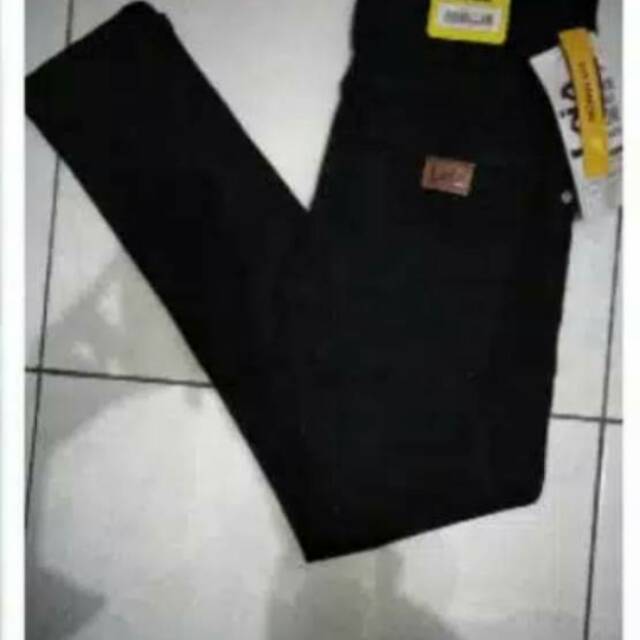 

Pensil hitam lois