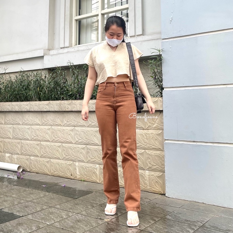 Boxofjeans - MERLYN Stretchy HW Loose Jeans - MOCCA