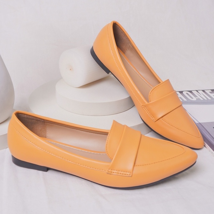 LAPEPA YUK - Sepatu Flat Shoes Wanita TITIAN Untuk Kerja kantor Spatu Flatshoes Ballerina Cewek Kuliahan Jalan Santai Casual Empuk Nyaman Slop Lancip Warna APRICOT  Orange Soft Selop Premium Original Kekinian Terbaru Shoes ORI Mall Official Store