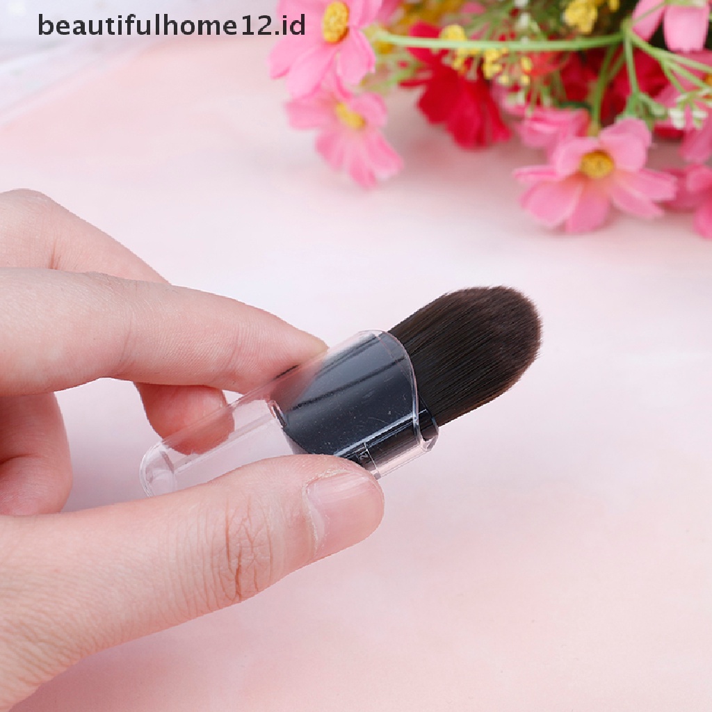 (Kesehatan &amp; Beauty Tool) Kuas Makeup Mini Portable Untuk Blush On / Foundation