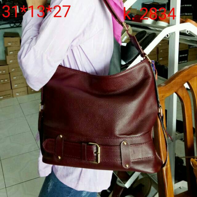 Tas kulit slempang garutan