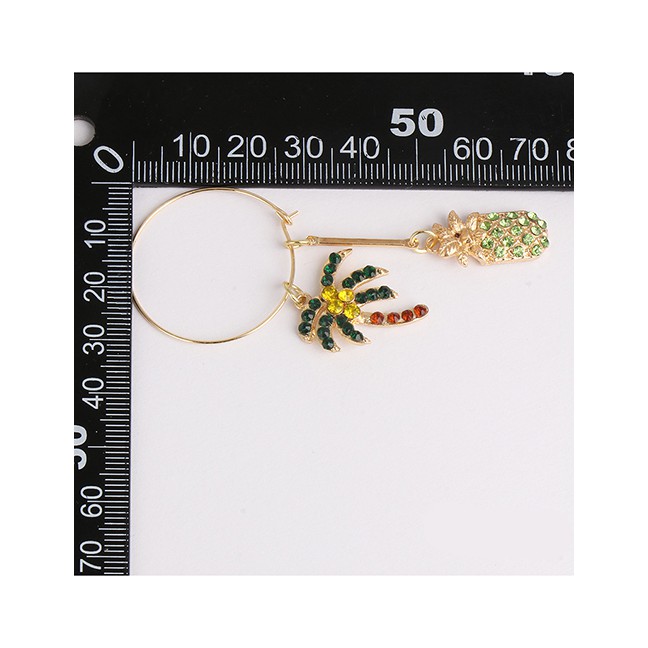 LRC Anting tusuk Fashion Flamingo Coconut Diamond Geometric Asymmetric Earrings D80094