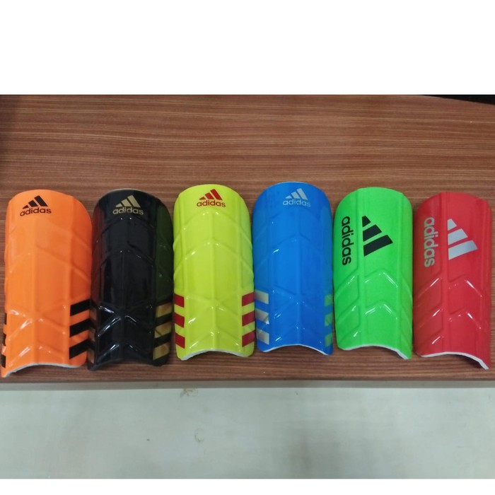 Promo Deker Futsal Sepak Bola Anak Anak Dekker Pelindung kaki Adidas
