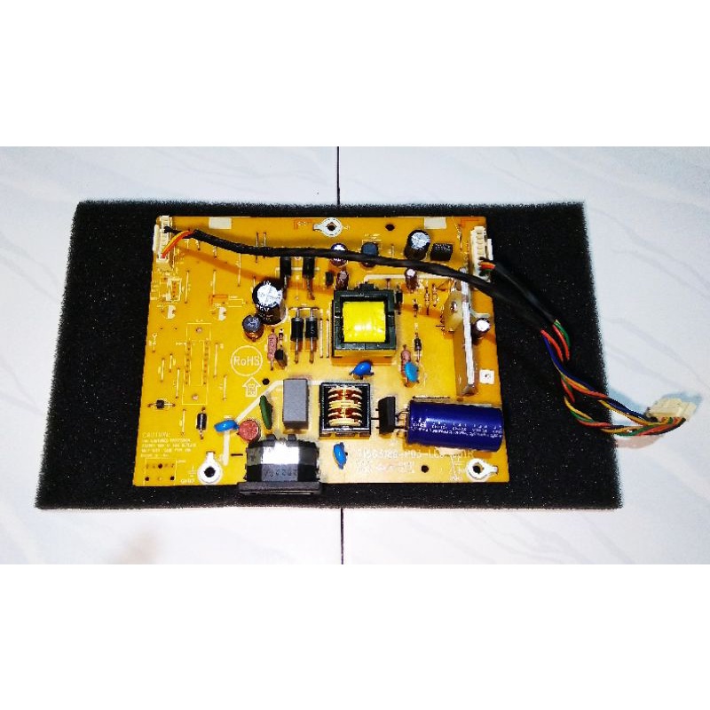 Mesin monitor acer P166HQL 1set