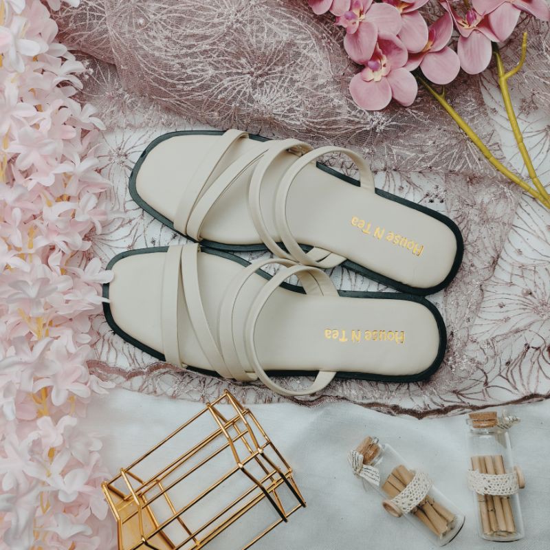 SANDAL WANITA TALI HASTIA - LACIA