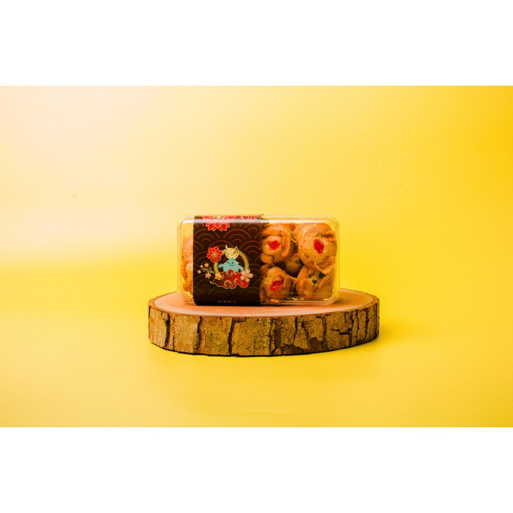 Kue Kering Cornflake Cookies Premium Special Edition Chinese New Year Imlek Sincia Royale Foods