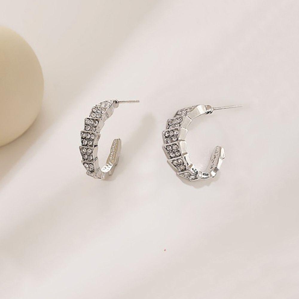 [Elegan] Anting Gaya Korea Kreatif Retro Elegan Shinny Trend Temperamen Anting Ular