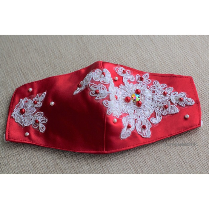 Masker Kain Putih Payet Brokat 3 Ply Pesta Headloop Hijab - Merah
