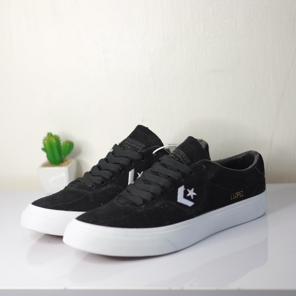 SEPATU CONVERSE L.LOPEZ