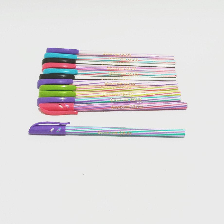 

Bolpen hitam. bolpen tinta hitam. bolpen murah. bolpen quantum. standa