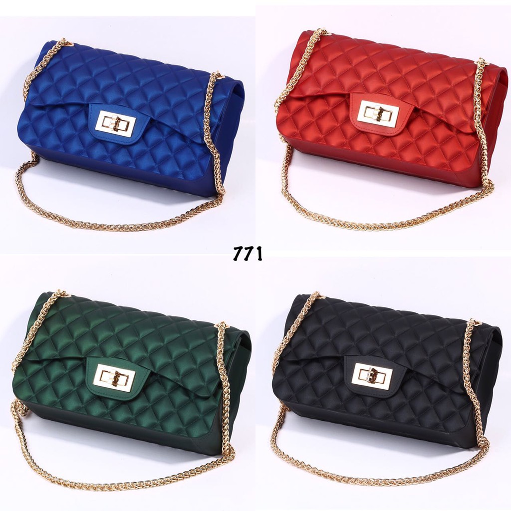 Tas wanita Chanel Classic Matte Jelly Medium A216