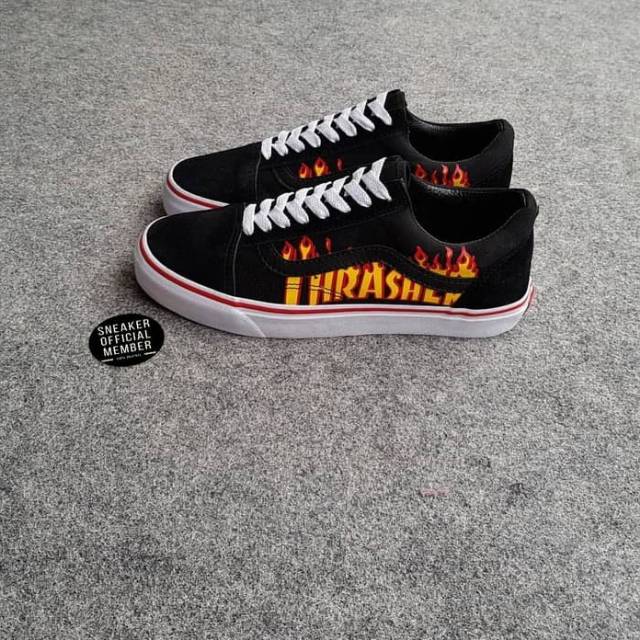 harga vans thrasher original