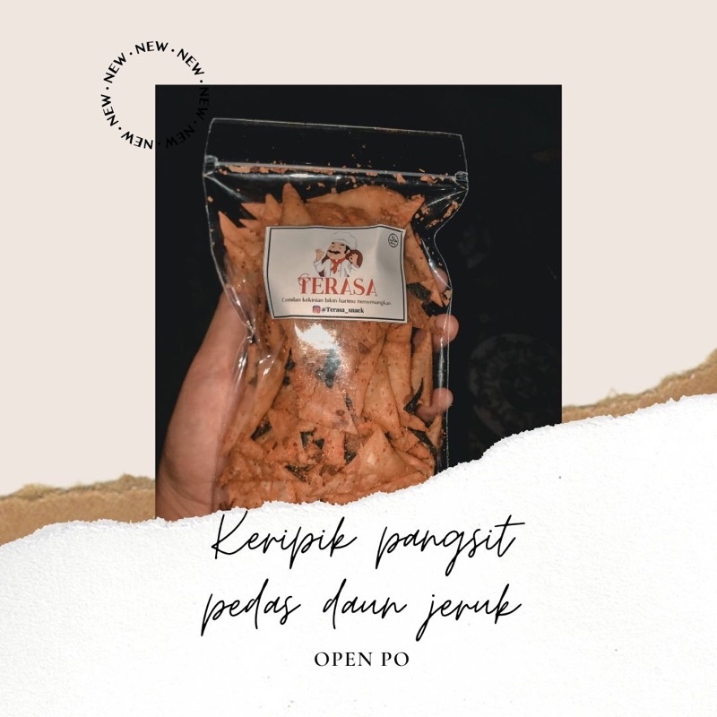 

keripik pangsit pedas daun jeruk-jajananmurah-enakbanget-cemilan-pedas-gurih