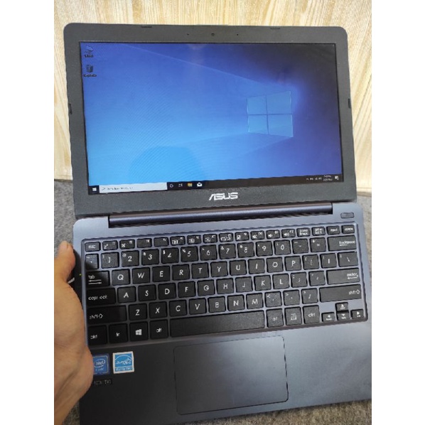 Notebook Asus Vivobook E203MAH | 4Gb | 128ssd