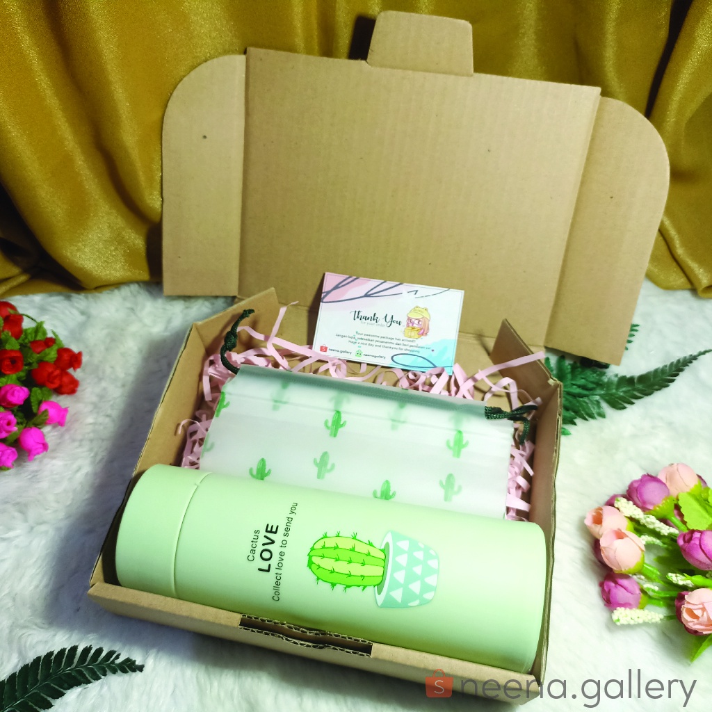 

Ready - hampers tumbler kaktus / hampers botol minum / kado ulang tahun cewe cowo / kado wisuda cewe cowo real pict bagus murah / Souvenir ultah / sovenir ulang tahun / souvenir pernikahan / sovenir pernikahan