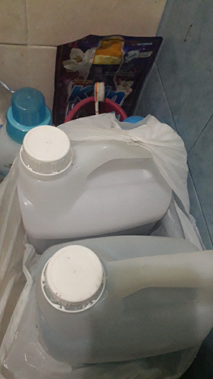 Softener Laundry 5l Pelembut Dan Pewangi Pakaian (snapy-exotic-sakura-downyblack-summerday)