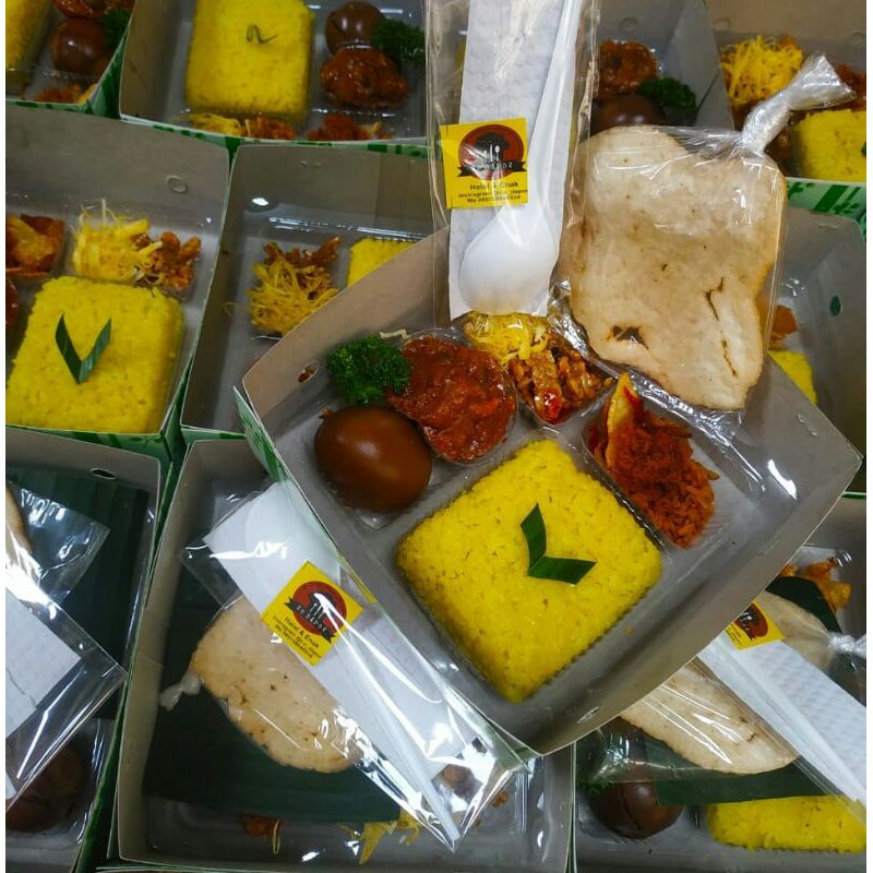

jual nasi kuning solo surakarta halal enak