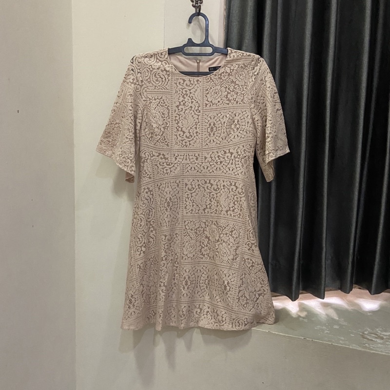 ZARA ORIGINAL LACE PINK NUDE CREAM MINI DRESS RENDA PARTY CASUAL FORMAL PRELOVED SECOND
