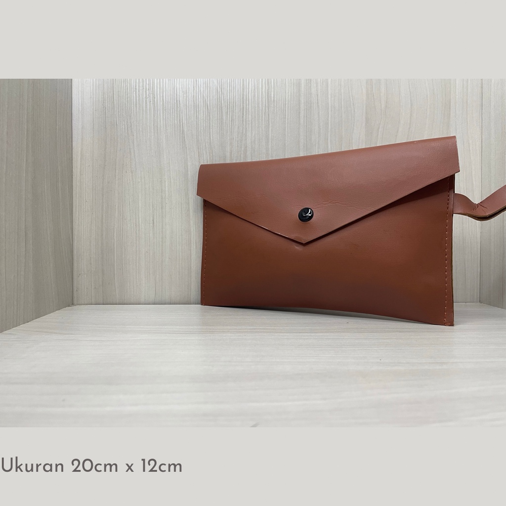 Dompet Clutch Pola Envelope Untuk Wanita