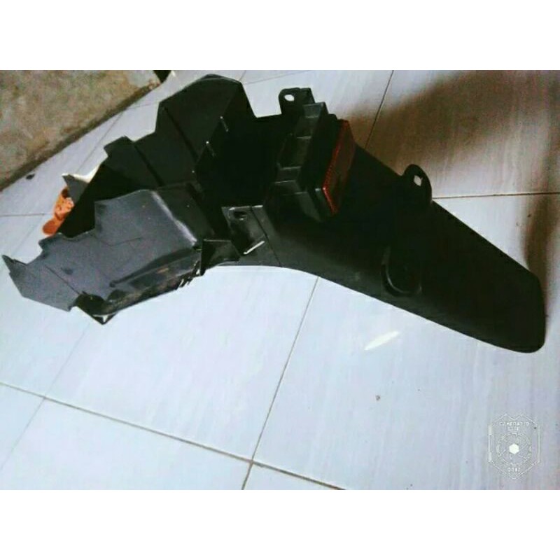 spakbor belakang cbr 150r old thailand slebor belakang cbr old cbu cbr 150 old
