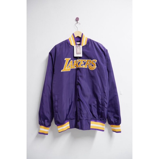 JAKET VARSITY SATIN JAKET VARSITY LAKERS JAKET LAKERS JAKET PARKA JAKET SATIN