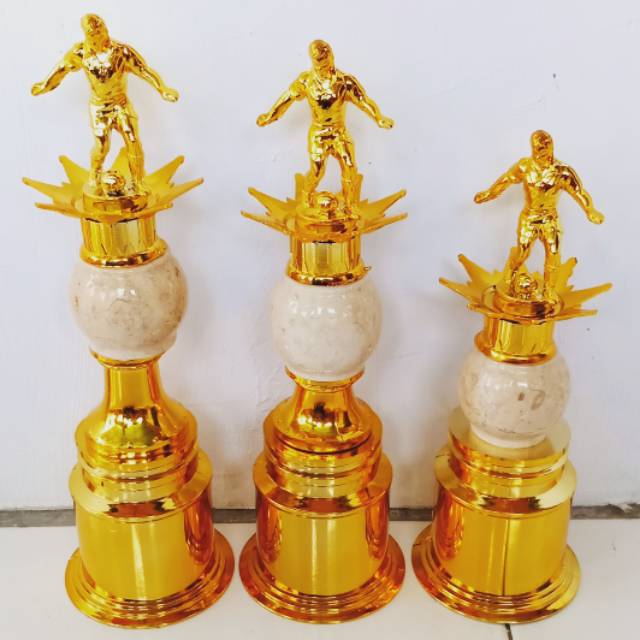 Piala Marmer Piala Sepak Bola Piala Futsal harga satuan Piala Patung BOla Piala Chrome Sepak BOla