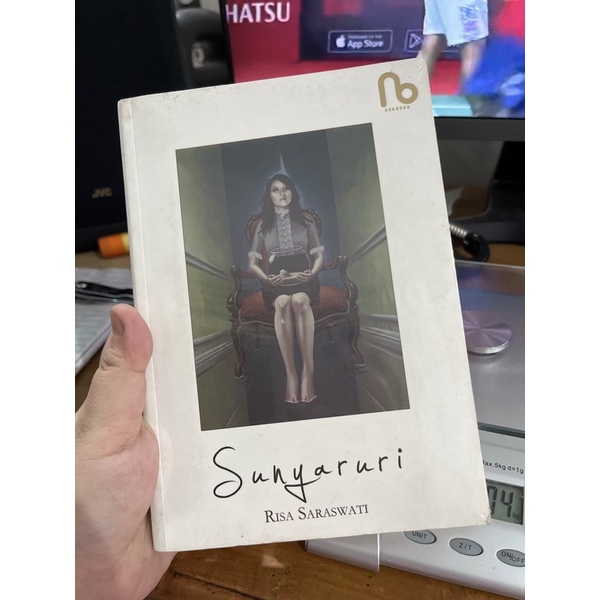 novel sunyaruri risa saraswati