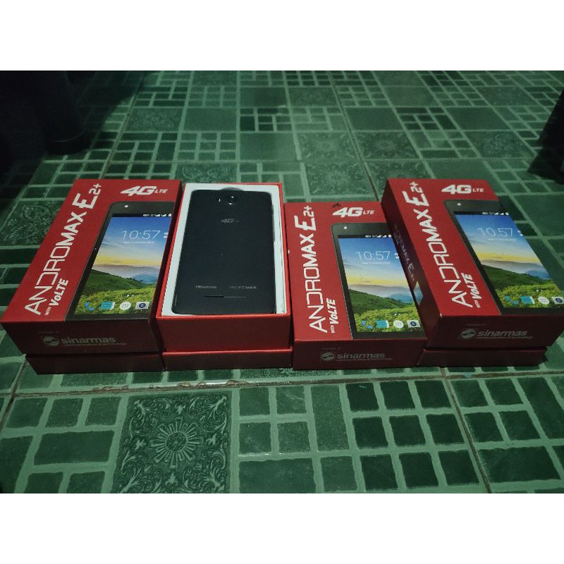 Smartfren Androm   ax e2 plus ram 2 GB internal 16 GB second