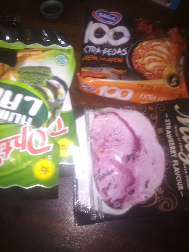 So Klin Liquid Detergen Pencuci Pakaian Cair  12sachet All Varian