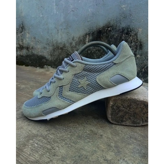 Converse 84 Thunderbolt