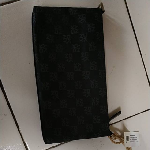 Preloved Dompet DKNY