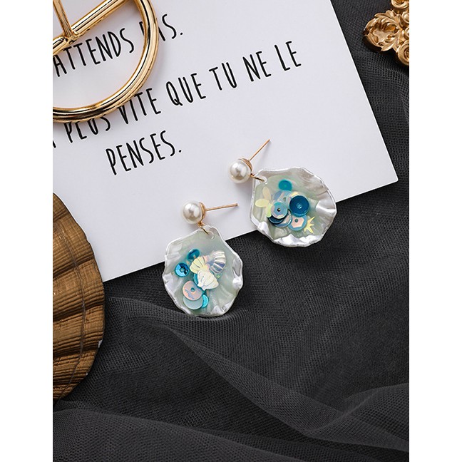 LRC Anting Tusuk Fashion  Pearl Sequined Shell Earrings FF6561X