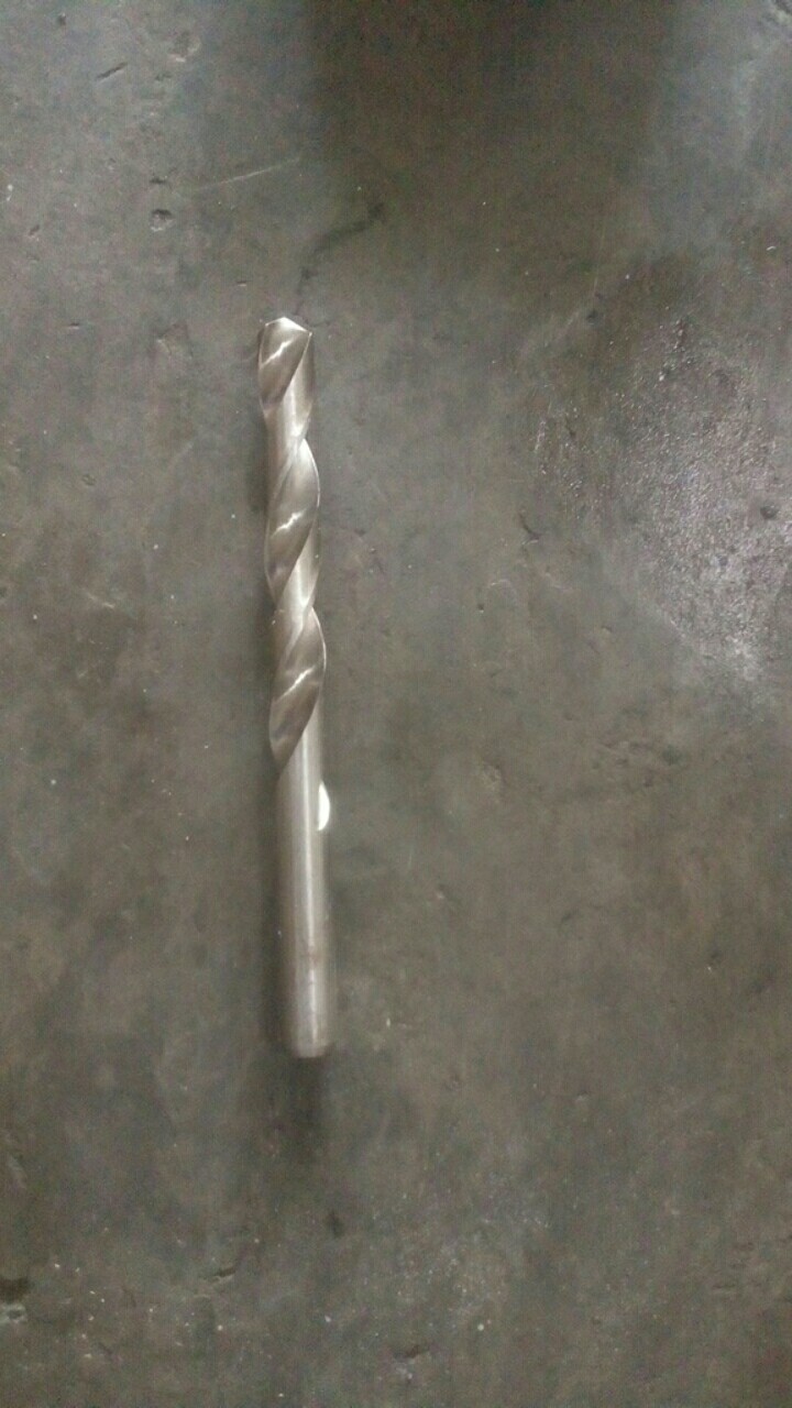 Mata Bor Besi 12 Mm Benz