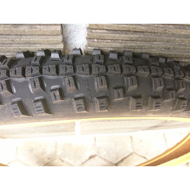 Ban luar MTB Schwalbe Smart Sam Performance Wire Bead Tan Wall 29 x 2.60