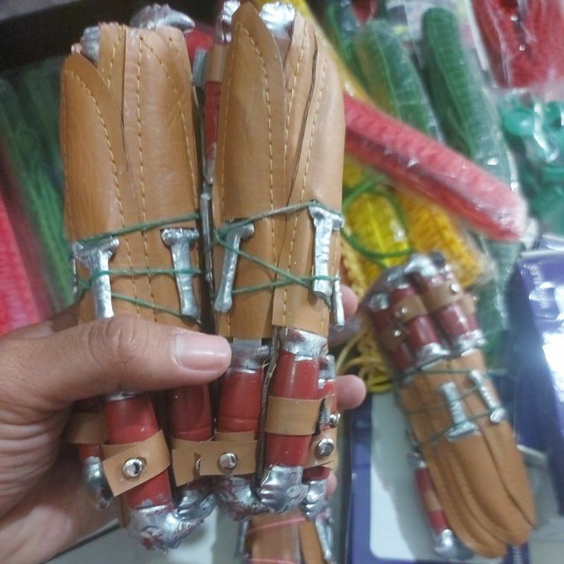 PISAU PRAMUKA BUAT SIAGA DAN PENGGALANG