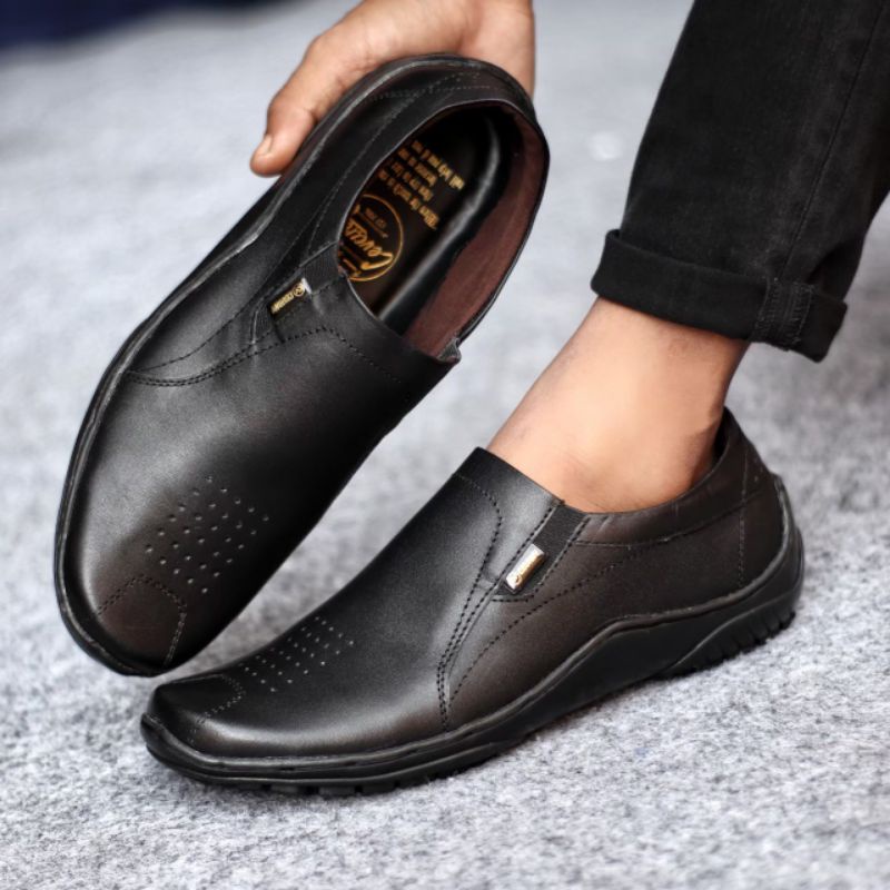 Sepatu Kasual Kulit Asli Premium Pria Original Made In Indonesia Lokal Handmade Distro Casual Sepatu Selop Semi Pantofel Leather Skin Quality Sepatu Slip On Formal Kerja Kantor Cowok Laki Keren Nyaman Ringan Murah Kekinian