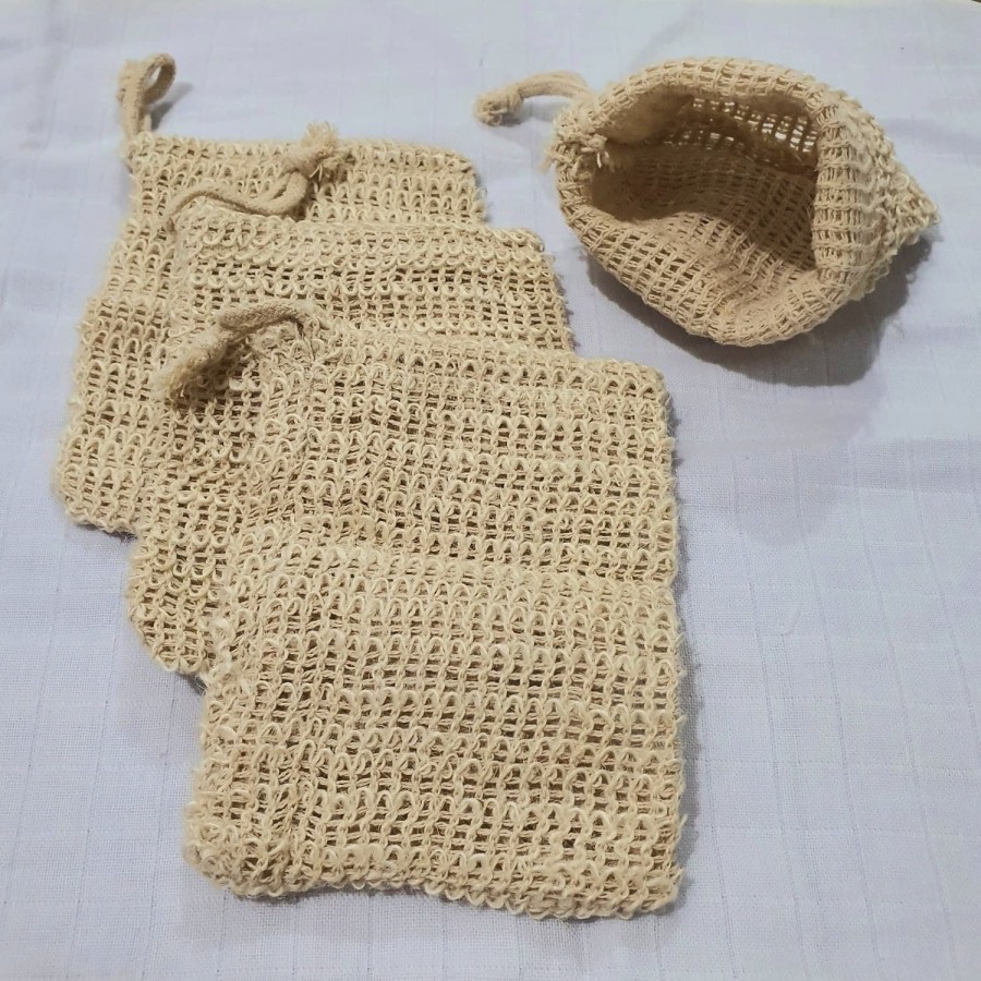 EXFOLIATING SOAP SACK/ NATURAL SISAL SOAP SAVER/ KANTONG SABUN SPONS SCRUB BADAN