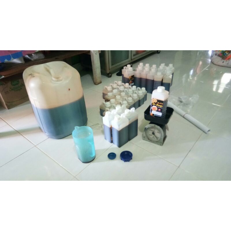 

Madu Assauqie madu asli hutan akasia