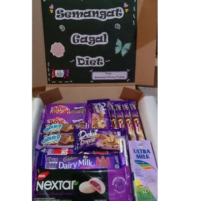 

0B9 SNACK BOX Kado Ulang Tahun/ Kado Wisuda/ Kado Anniversary / Paket Ungu ➾ Reeady Stok :)ㄏ