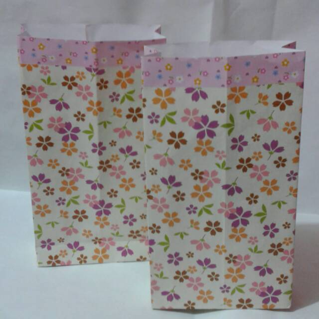 

Paper Bag Paperbag Goodybag Goody Bag (per 10pc) Tas Kertas Souvenir 22*11*4