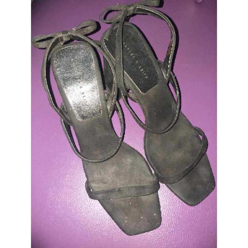 preloved heels charles&keith