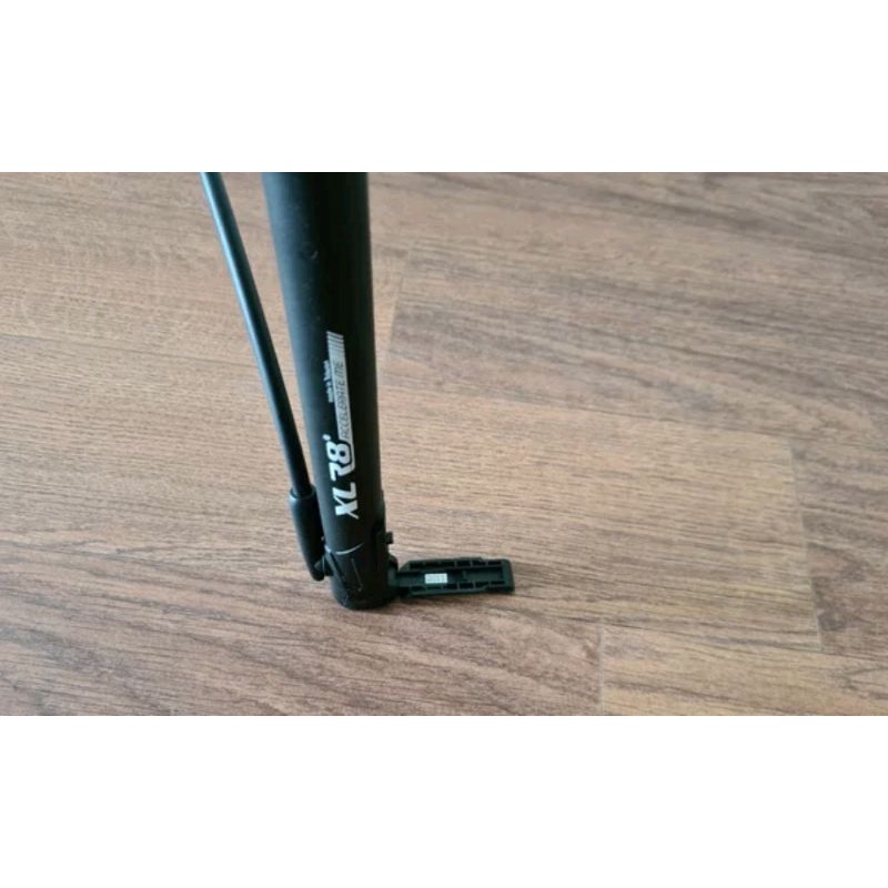 Pompa Tangan Taiwan Merk XLR8 . Mini Hand Pump Pocket Bisa Pentil Schrader dan Presta Original Bisa sepeda MTB Seli Roadbike Road bike lipat folding bike