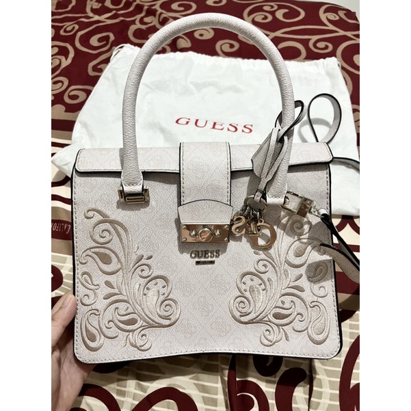 GUESS tas ori counter