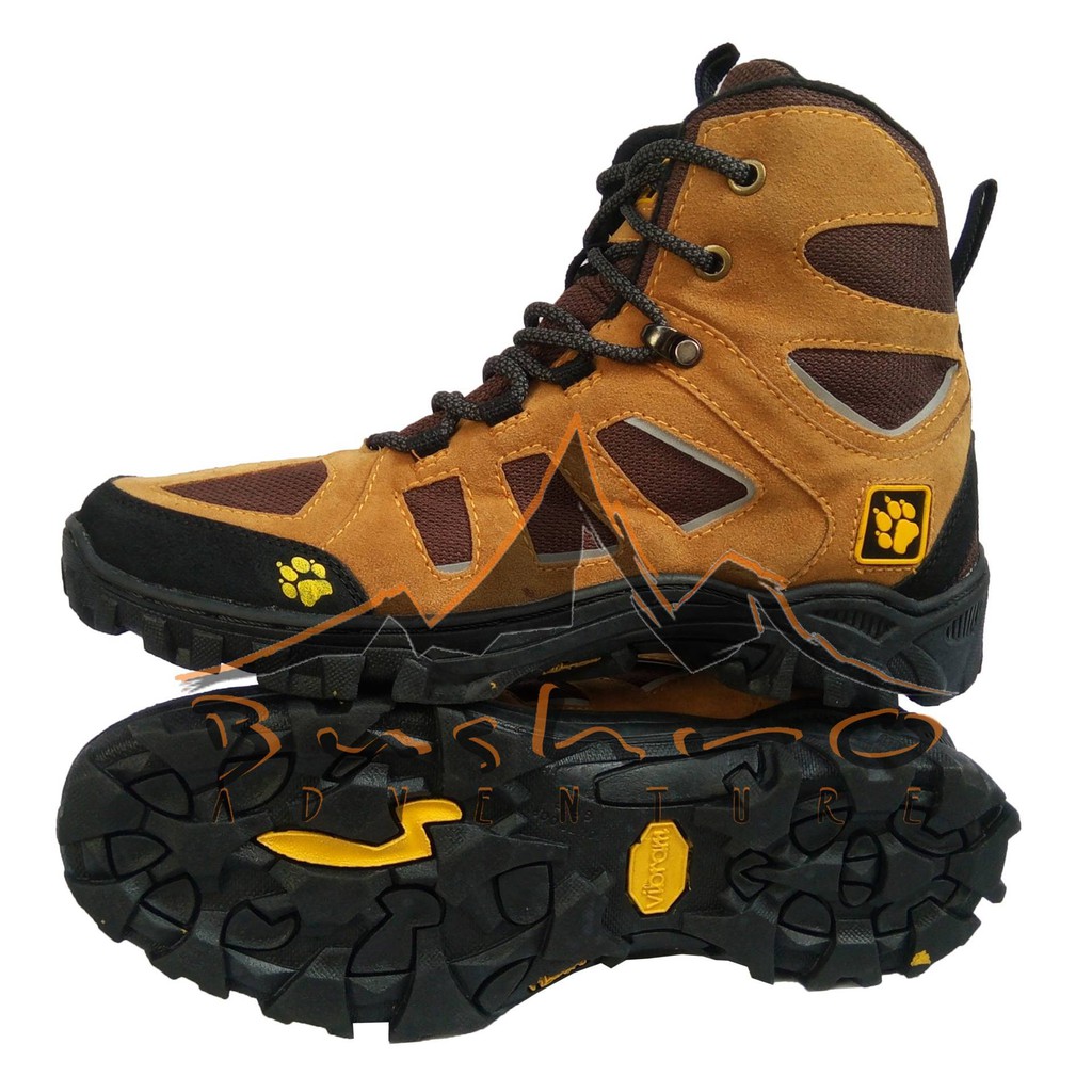 Sepatu Outdoor-Sepatu Gunung Jack Wolfskin Atau Sepatu Hiking JWS Brown-yellow