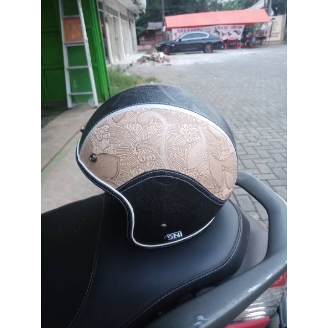Helm bogo dewasa SNI